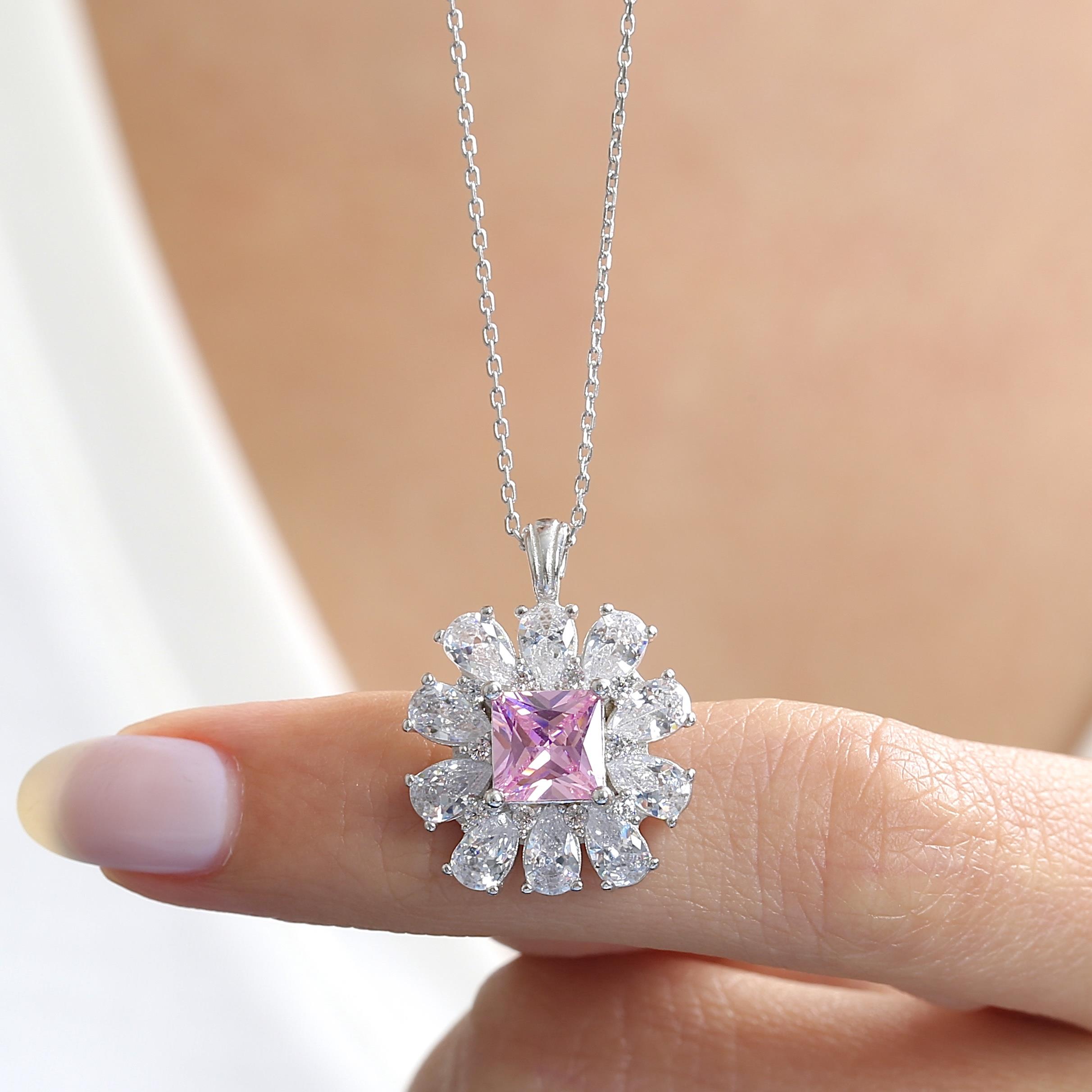 Effective Diamond Milano Dream Pink Stone Silver Necklace