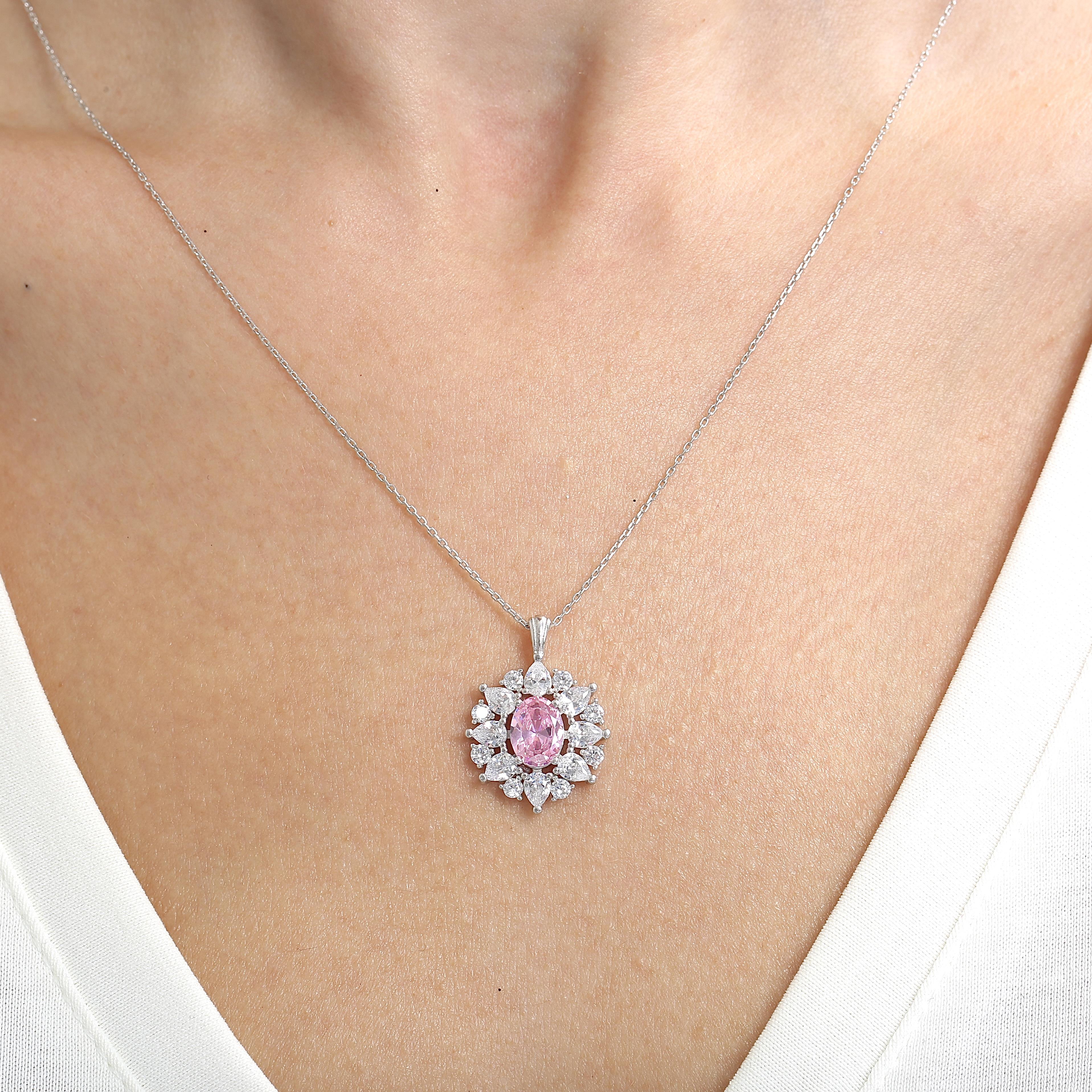 Effective Diamond Paris Sparkling Pink Stone Necklace