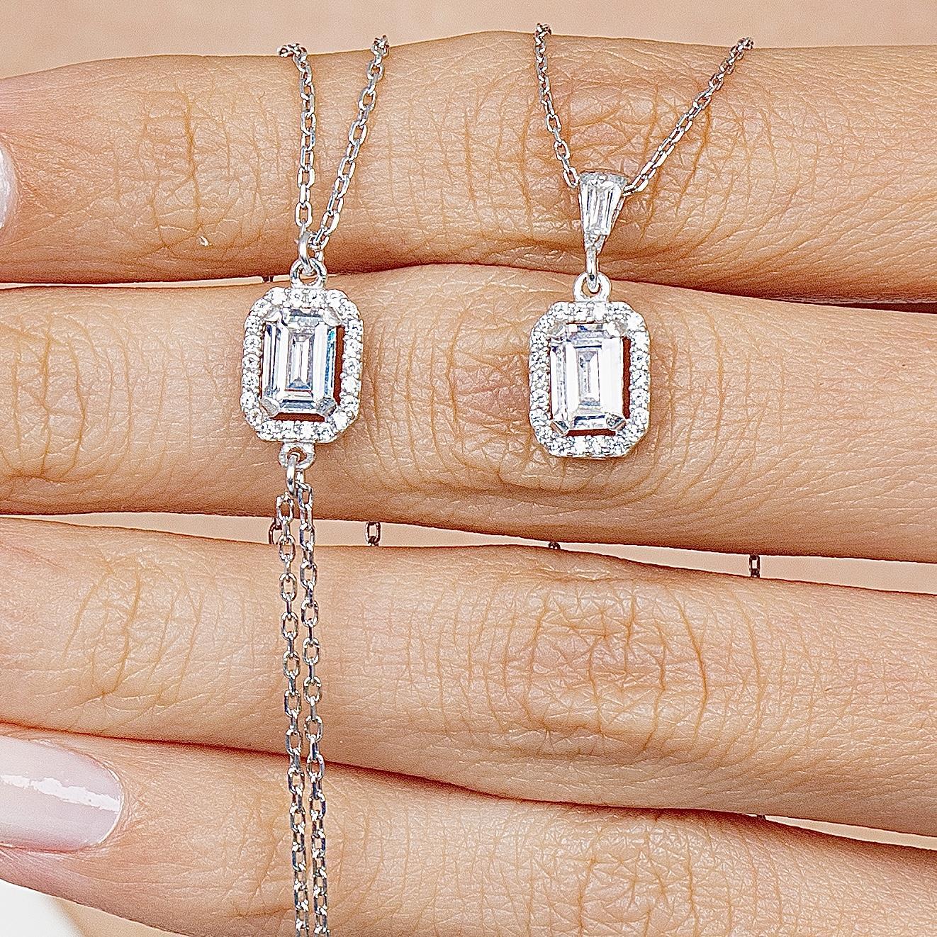 Diamond Emerald Sparkle Silver Jewelry Set
