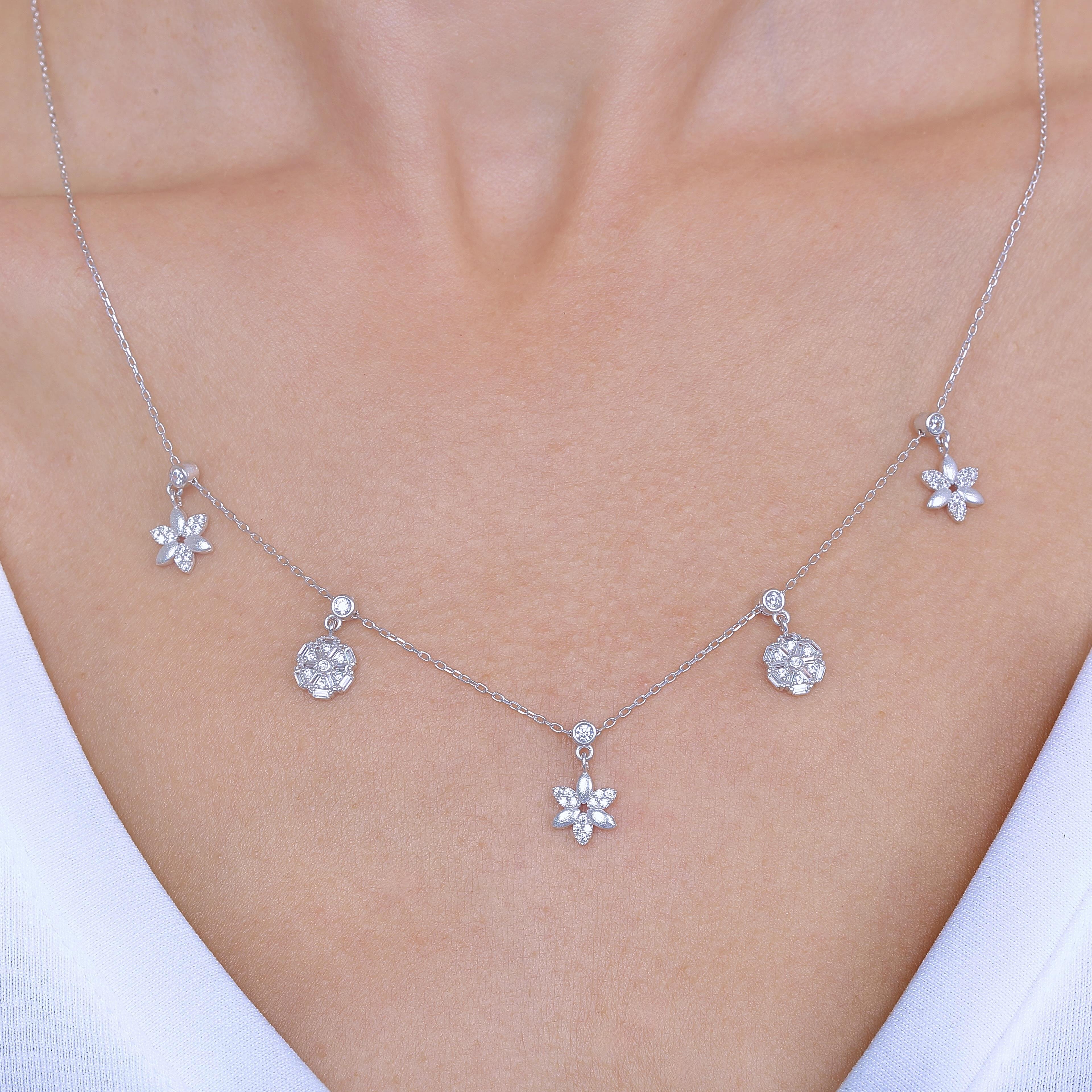 Sparkle Bouquet Silver Luck Choker Necklace