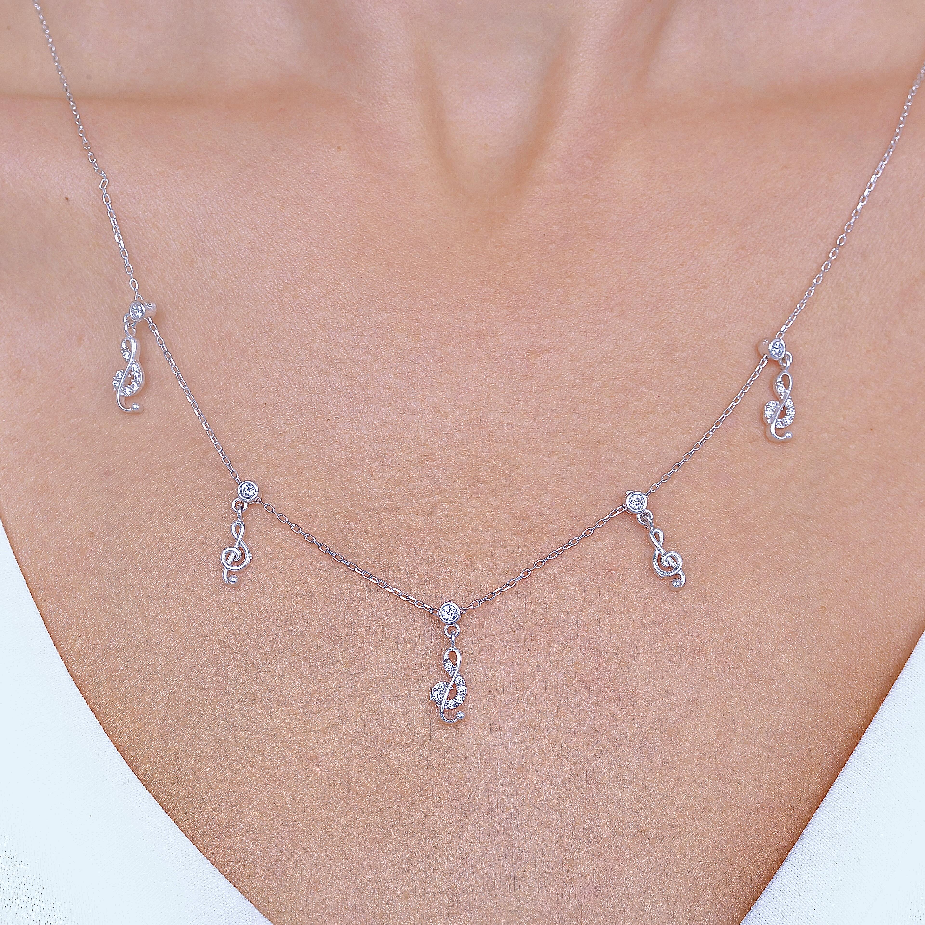 Sparkling Harmony Lucky Silver Choker Necklace