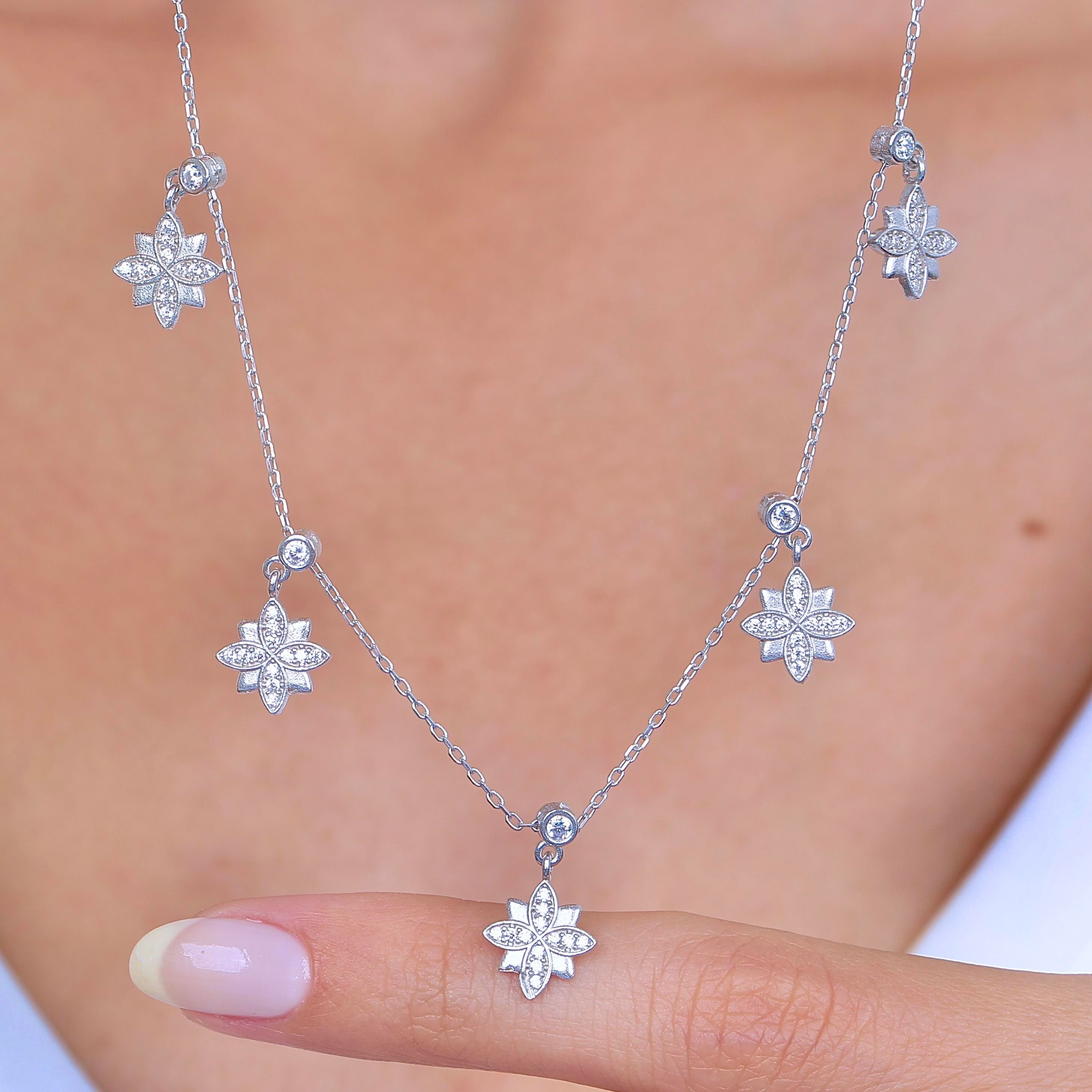 Sparkling Lotus Choker Silver Necklace