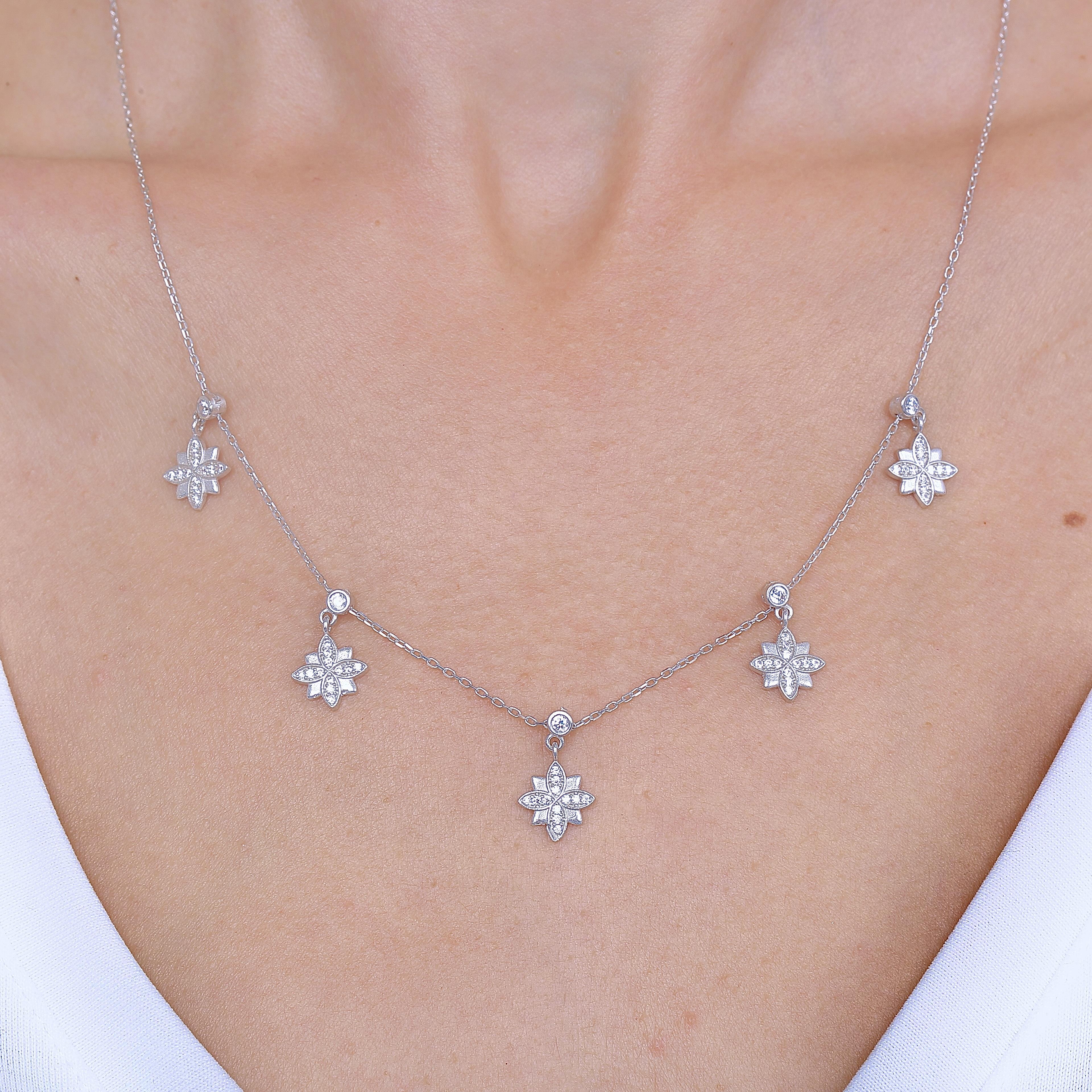 Sparkling Lotus Choker Silver Necklace