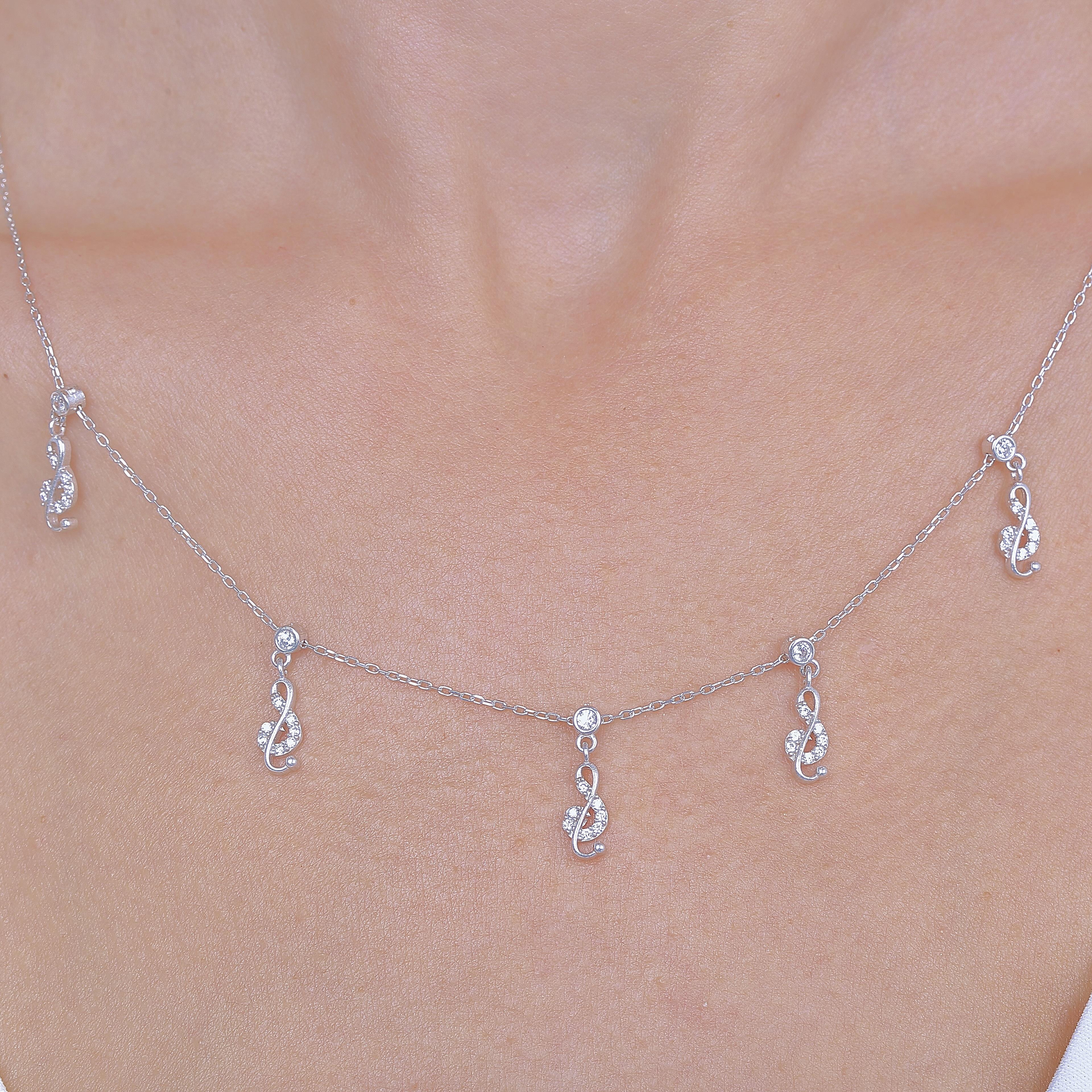 Sparkling Melody Luck Silver Choker Necklace