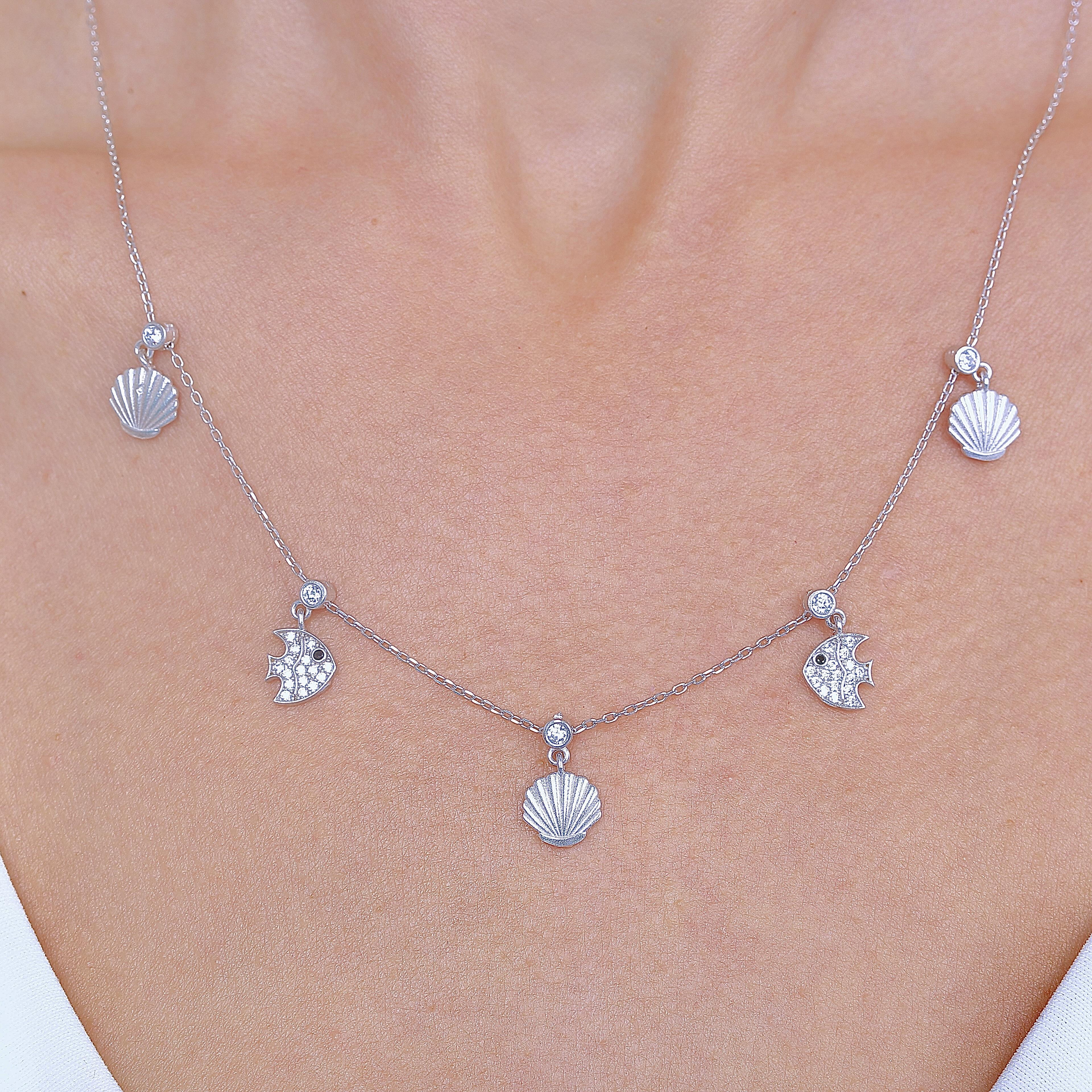 Oyster & Fish Lucky Choker Necklace