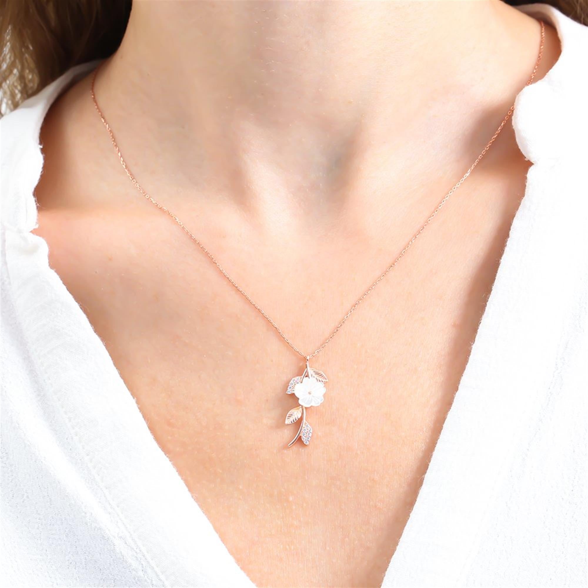 Italian Design Spring Sparkle Flowers Silver Necklace