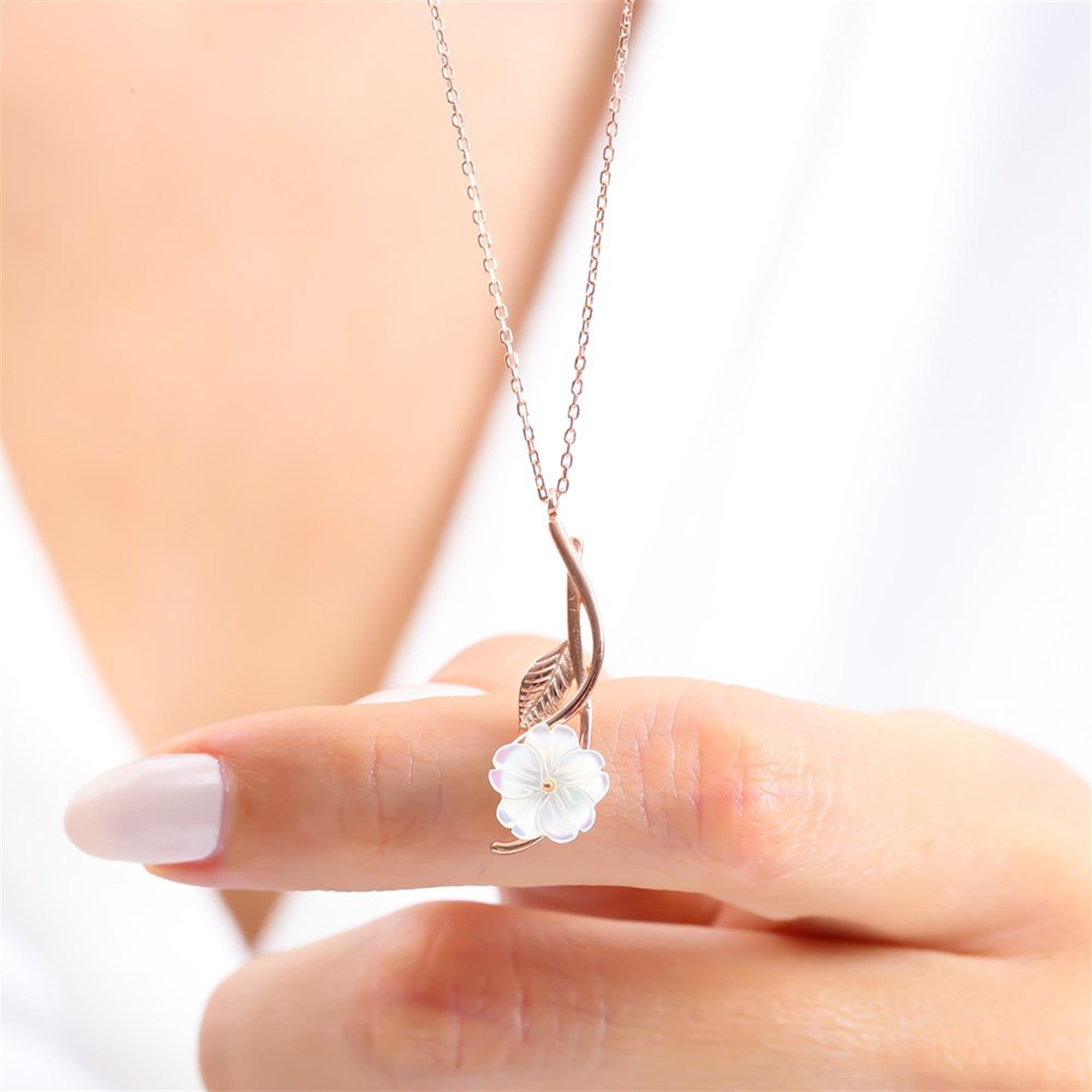 Italian Design Spring Love Rose Gold Necklace