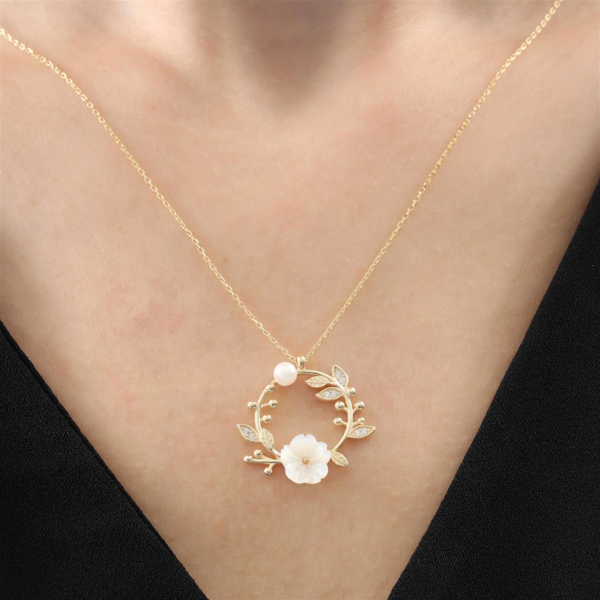 Dainty Magnolia Flowers Gold Plated Bracelet