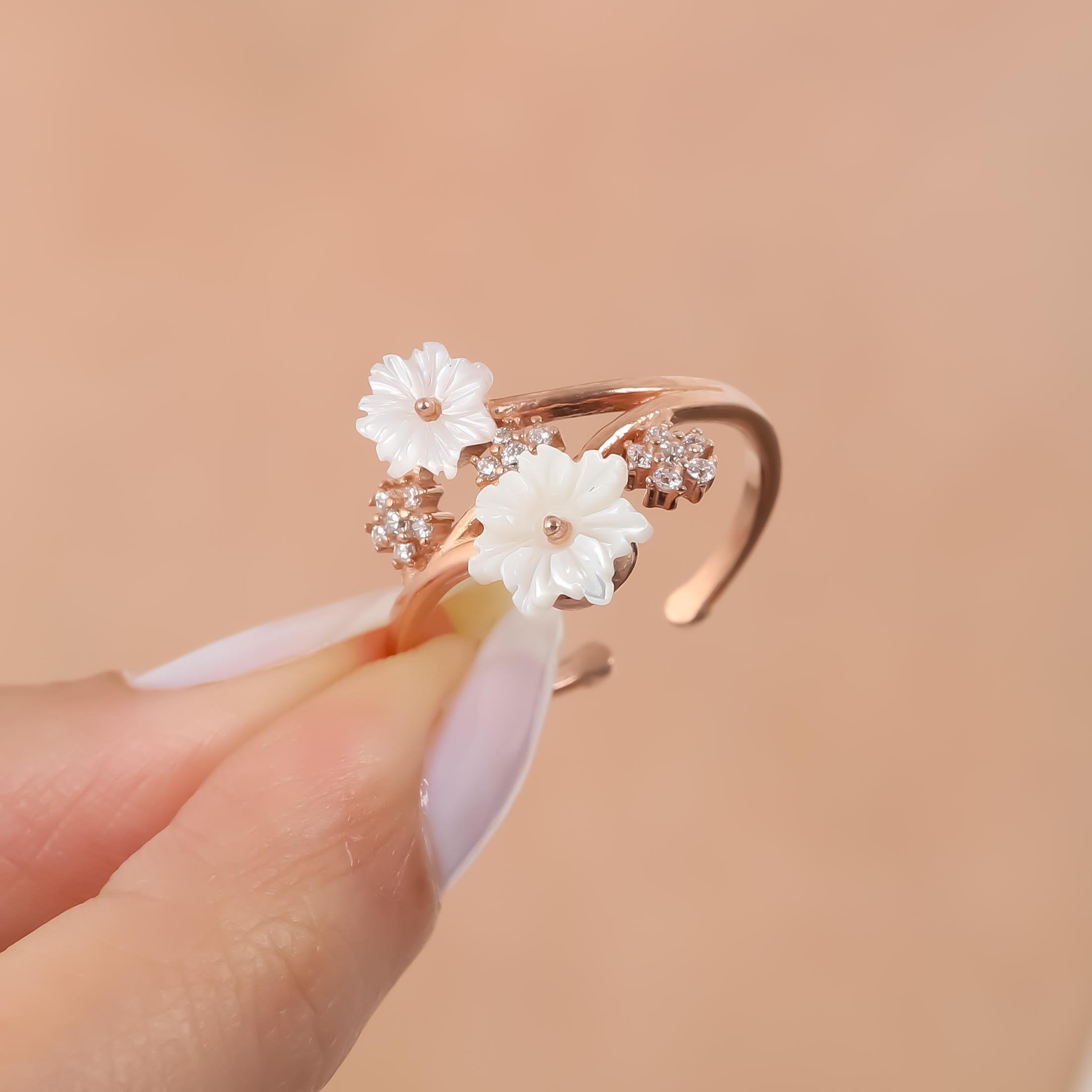 Magnolia Symphony Silver Ring