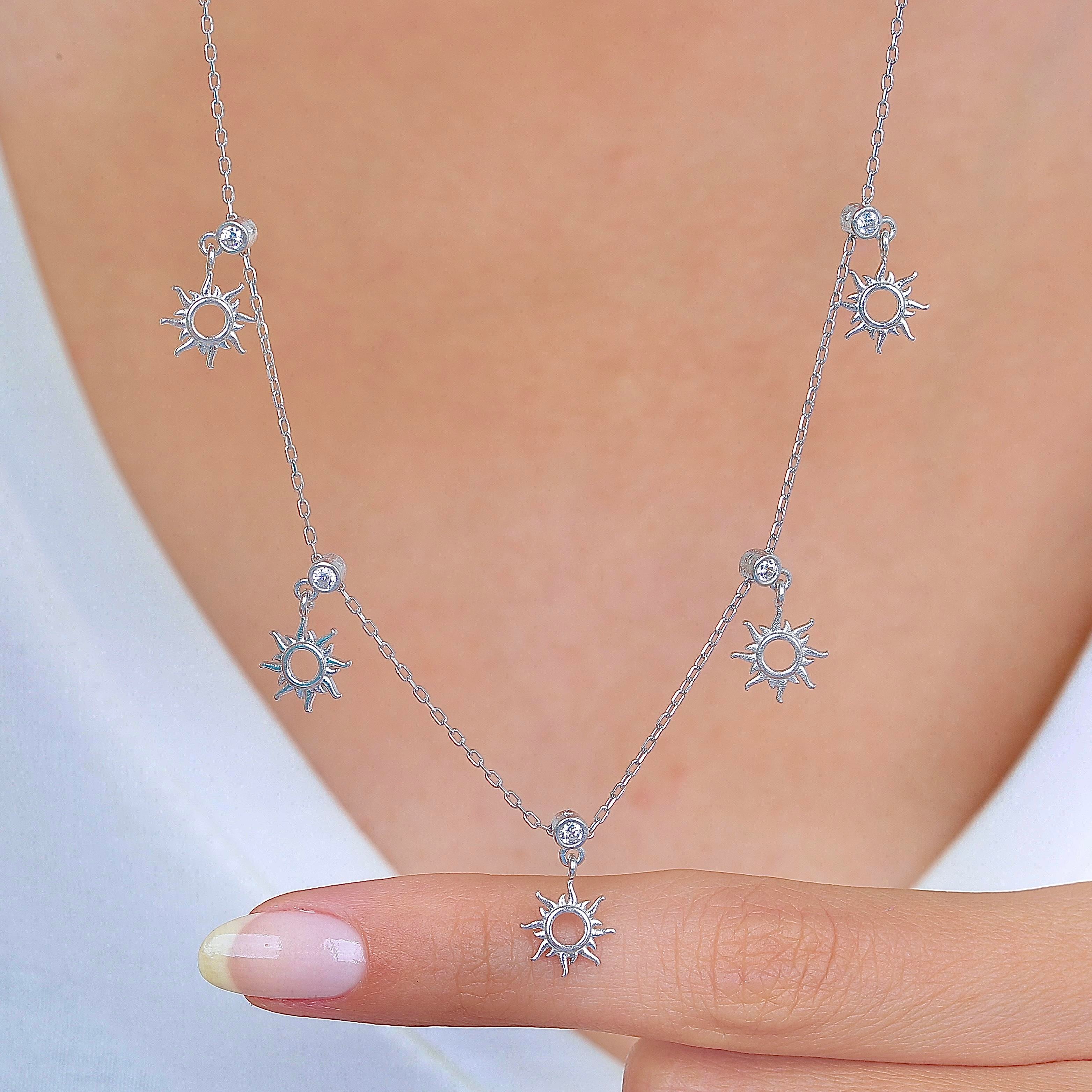 Sparkling Suns Lucky Silver Choker Necklace