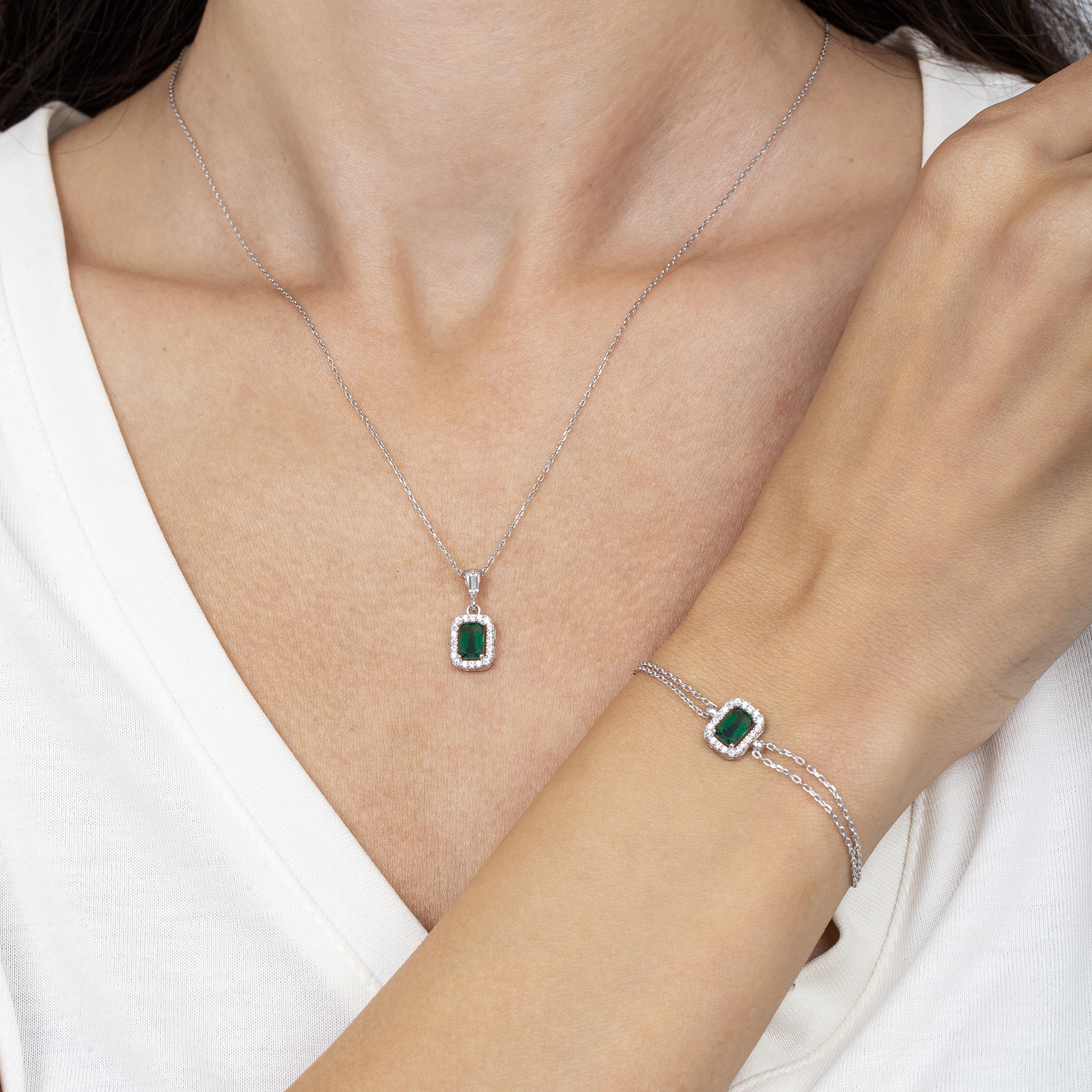 Diamond Emerald Simplicity Seal Silver Jewelry Set
