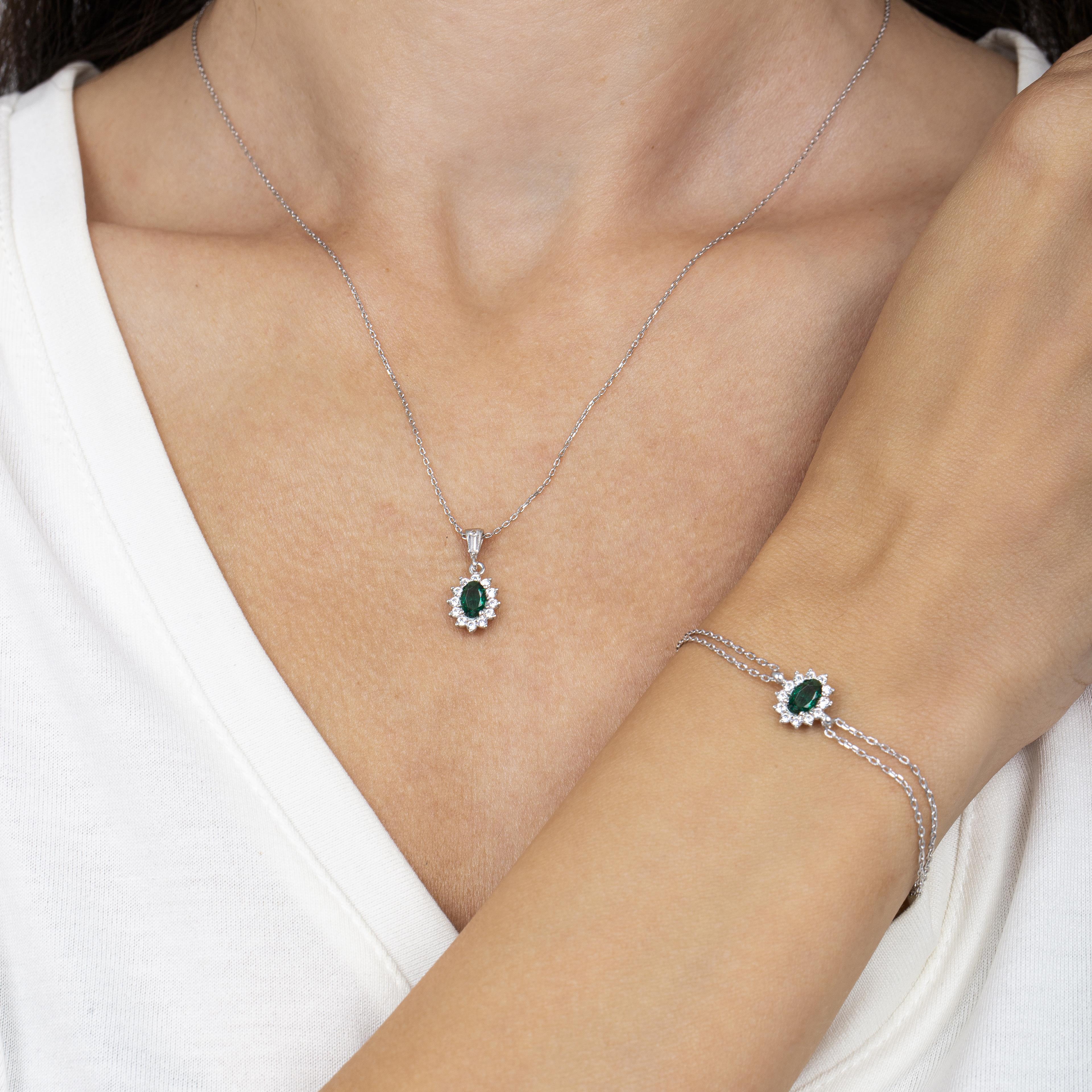 Diamond Oval Cut Emerald 925 Silver Jewelry Set