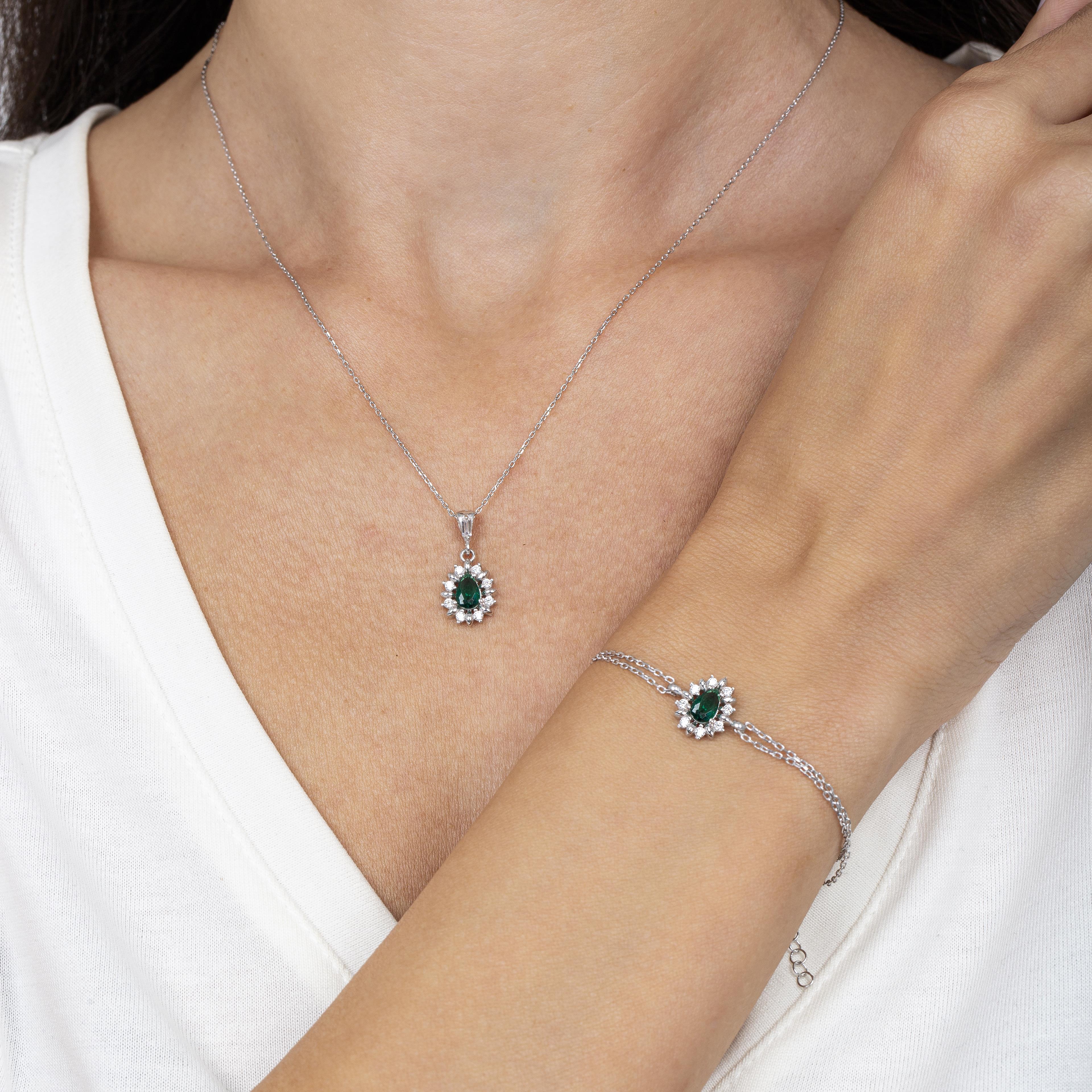 Diamond Drop Emerald Simplicity Seal Silver Jewelry Set