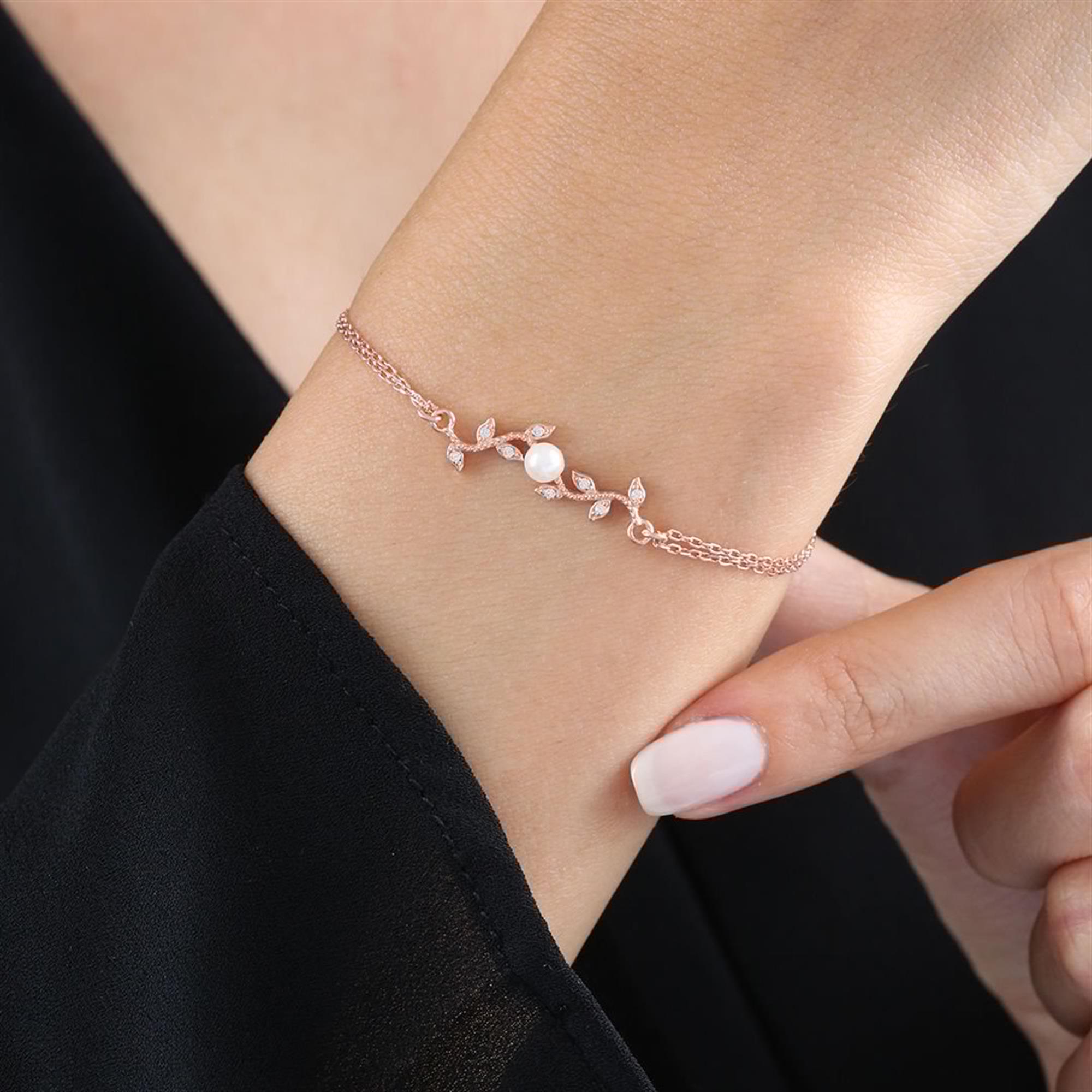 Diamond Pearl Blossom Rose Gold Bracelet