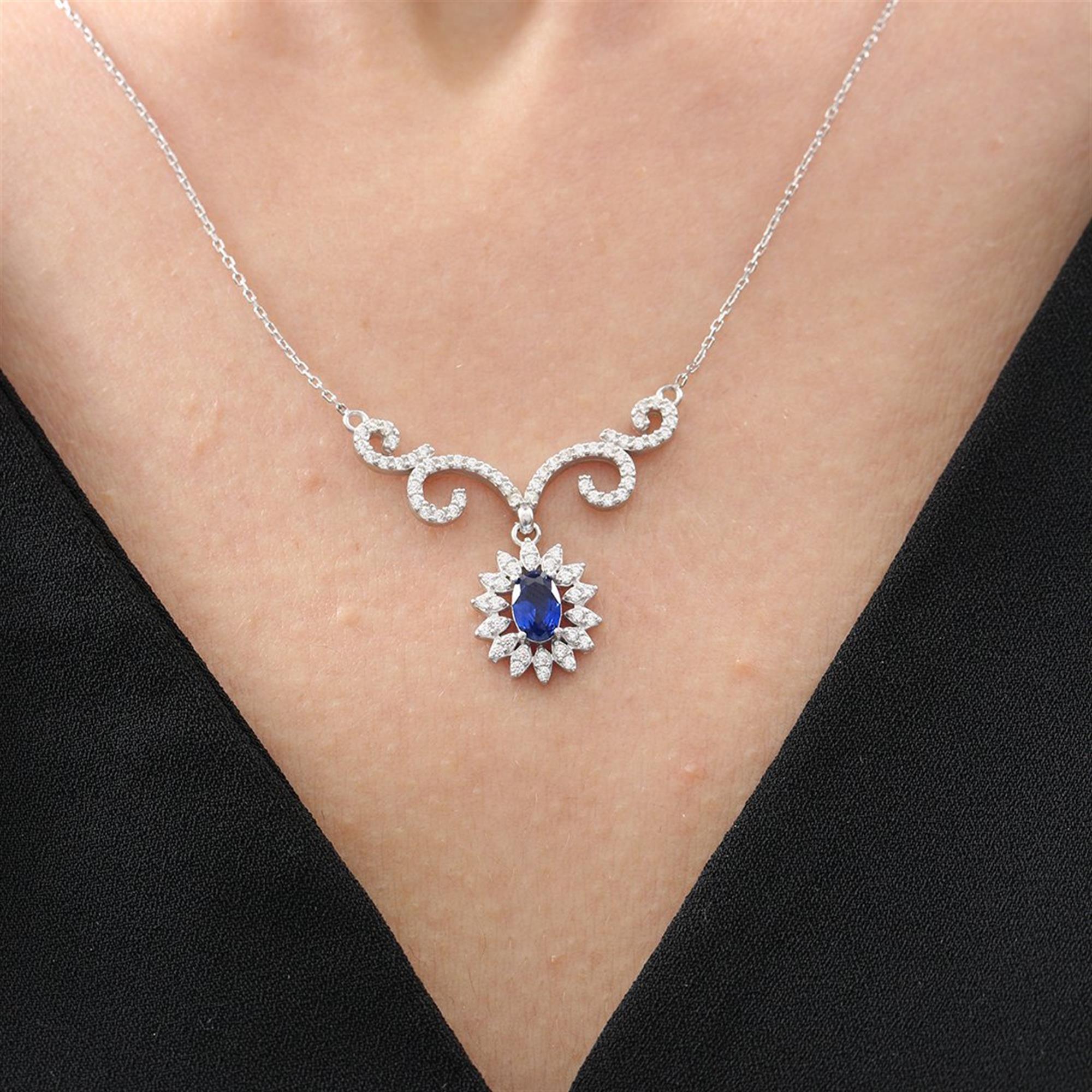 Diamond Setting Vega Star Sapphire Seal of Nobility Silver Necklace
